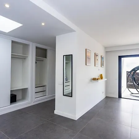 Exclusive 6 Bedrooms In Lanzarote - Ocean & Volcano Views, Private Pool, Jacuzzi & Gym * Macher