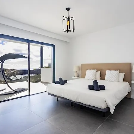 Exclusive 6 Bedrooms In Lanzarote - Ocean & Volcano Views, Private Pool, Jacuzzi & Gym Villa Macher