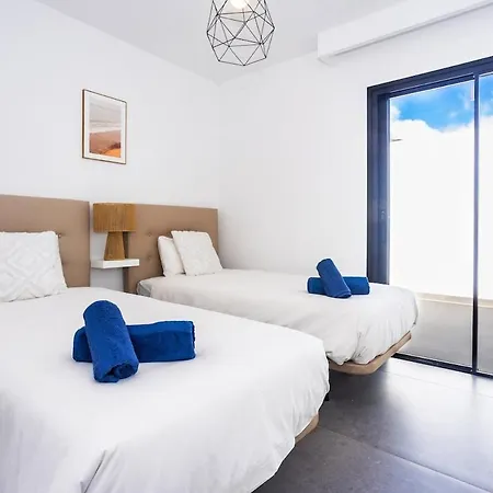Exclusive 6 Bedrooms In Lanzarote - Ocean & Volcano Views, Private Pool, Jacuzzi & Gym * Macher