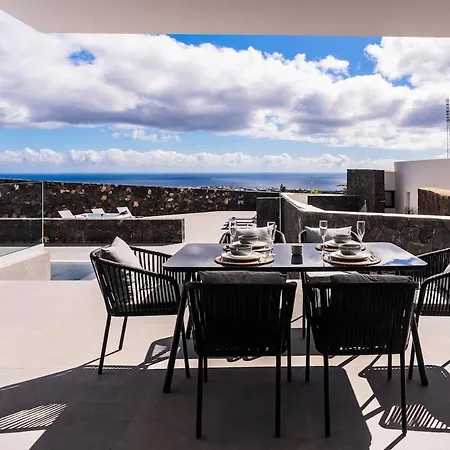 Exclusive 6 Bedrooms In Lanzarote - Ocean & Volcano Views, Private Pool, Jacuzzi & Gym Macher