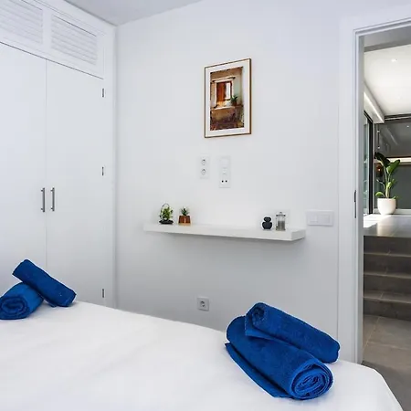 Villa Exclusive 6 Bedrooms In Lanzarote - Ocean & Volcano Views, Private Pool, Jacuzzi & Gym *