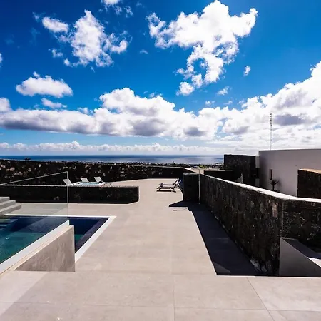Exclusive 6 Bedrooms In Lanzarote - Ocean & Volcano Views, Private Pool, Jacuzzi & Gym Macher